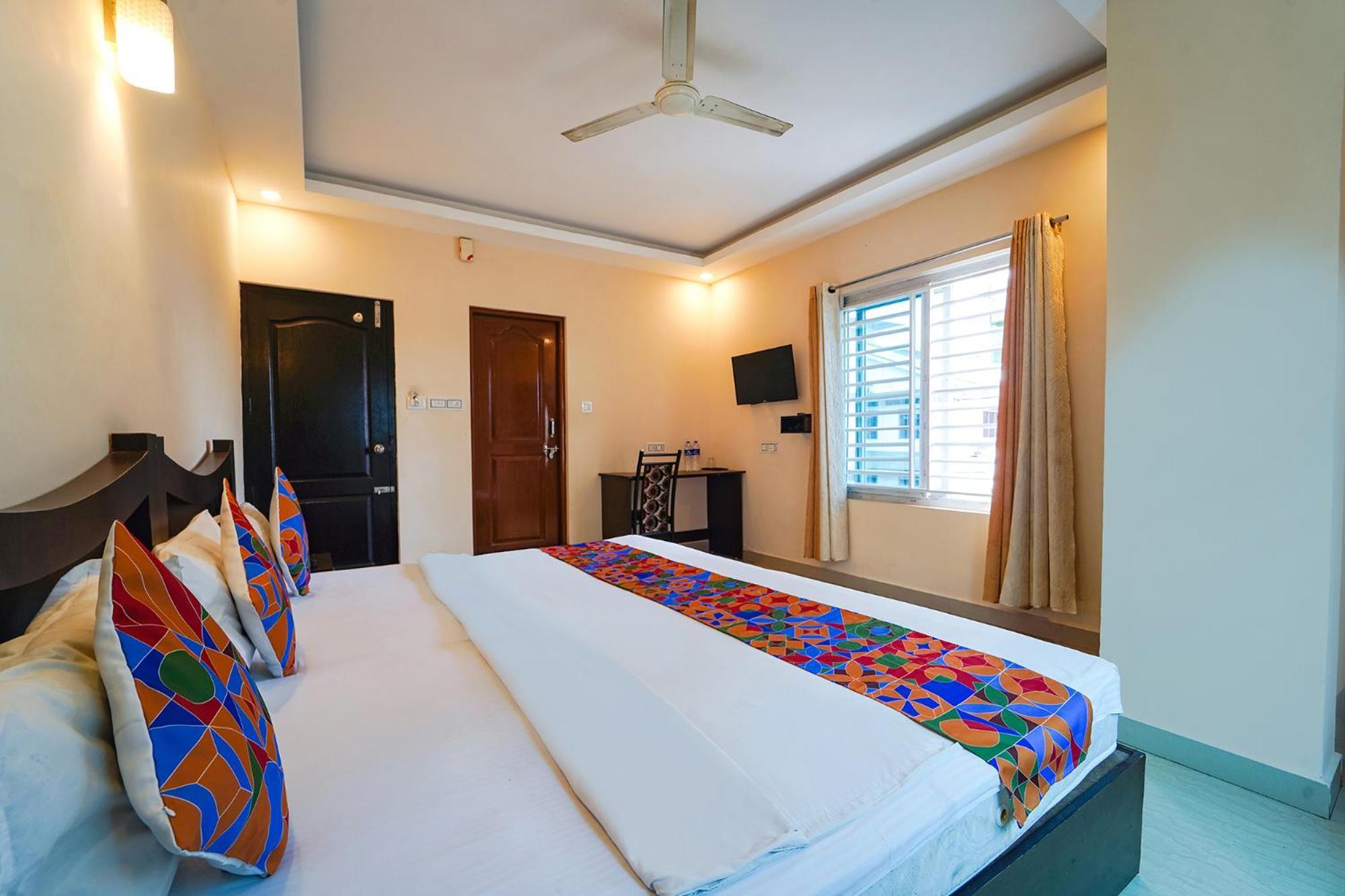 Zion Plaza Hotel Nedumbassery Exterior foto